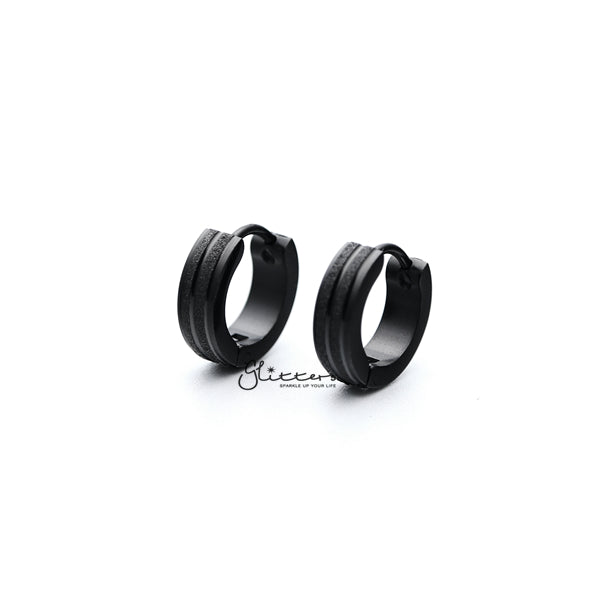 Black Titanium IP Stainless Steel Hinged Hoop Earrings with Sand Sparkle Lines-earrings, Hoop Earrings, Huggie Earrings, Jewellery, Men's Earrings, Men's Jewellery, Stainless Steel, Women's Earrings, Women's Jewellery-ER0304_Sand_Sparkle_K01-Glitters